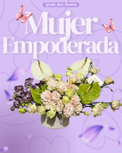 Cargar imagen en el visor de la galería, Mujer Empoderada